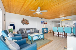 NEW! Beachfront 4th Floor Condo with Spectacular Beach & Ocean Views and Pool!